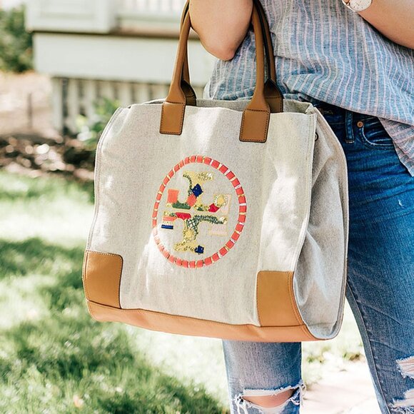 TORY BURCH Tote Ella Large Embroidered Logo Canvas Tote - Picture 2 of 11